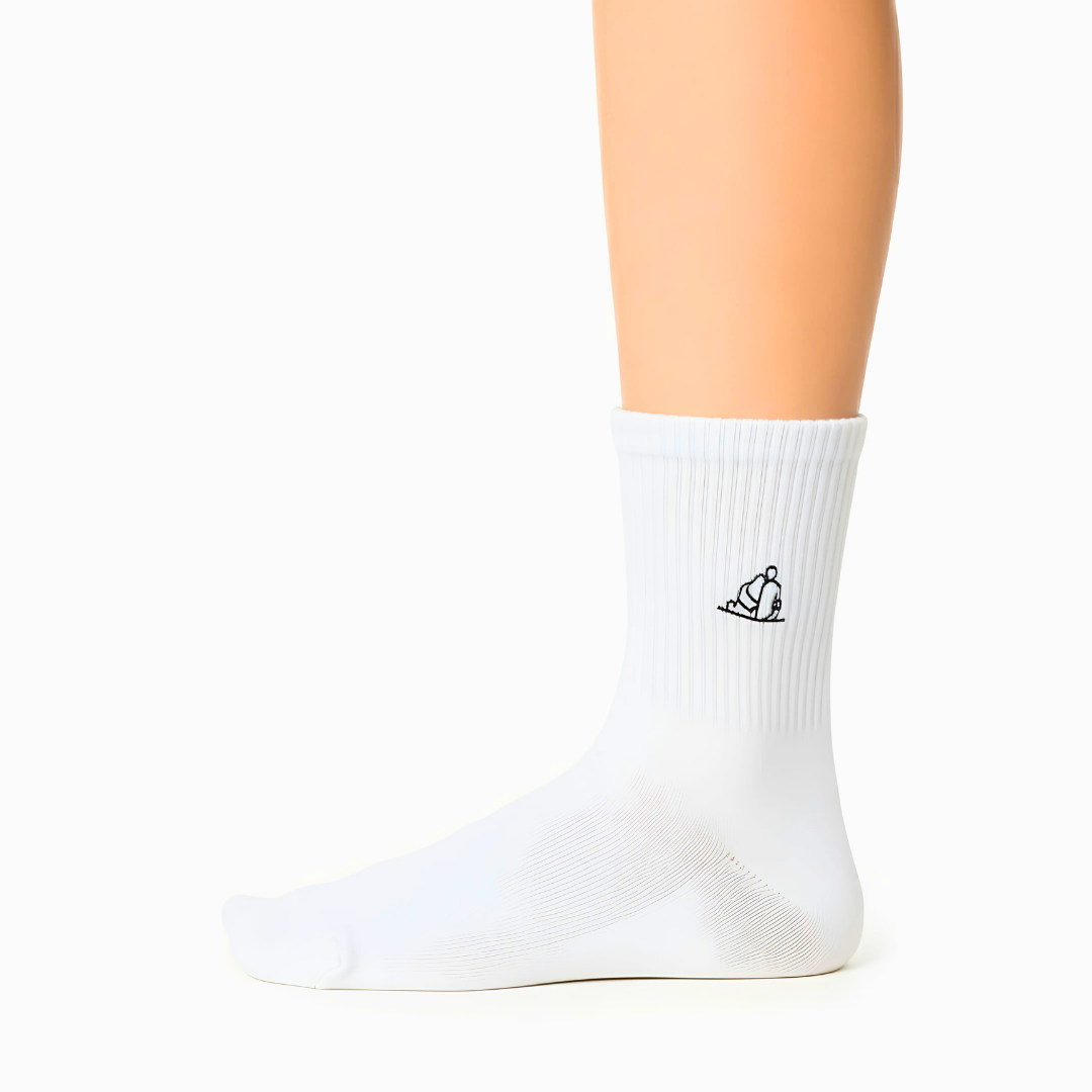 AYDK™ Premium Çorap – Silüet Nakışlı 6’lı Çorap Seti
