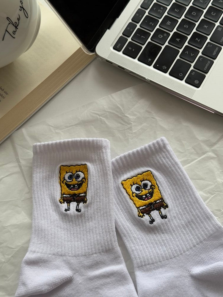 Unisex Sünger Bob nakışlı beyaz soket çorap seti