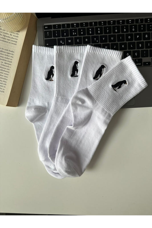 Hüzünlü Beyaz Yalnız Penguen Nakışlı Yazlık Kışlık Unisex Eğlenceli 2 Çift Çorap Seti